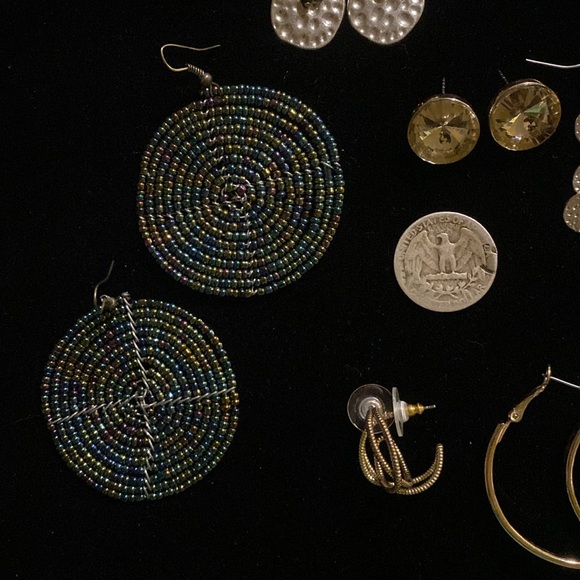 Assorted Earring Set - Picture 5 of 5